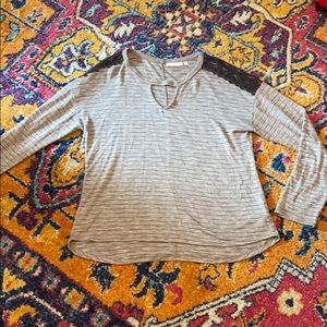 2/$20 Luq top